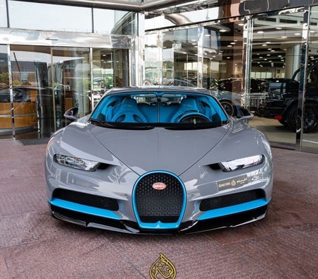 2019 Bugatti Chiron for sale in Dubai — photo 2