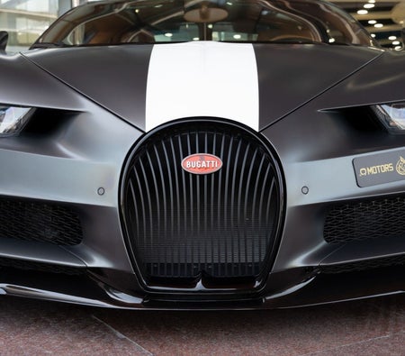 2021 Bugatti Chiron for sale in Dubai — photo 6