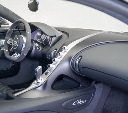 2021 Bugatti Chiron for sale in Dubai — photo 5