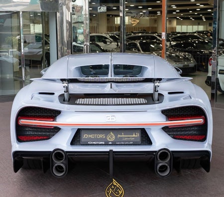2023 Bugatti Chiron for sale in Dubai — photo 4