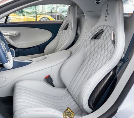 2023 Bugatti Chiron for sale in Dubai — photo 6