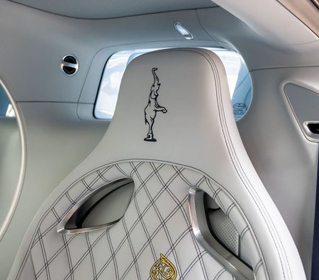 2023 Bugatti Chiron for sale in Dubai — photo 8