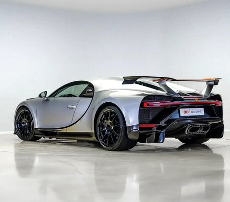 2021 Bugatti Chiron Pur Sport for sale in Dubai — photo 2