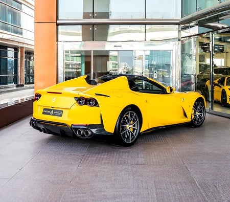 Ferrari 812 GTS 2022