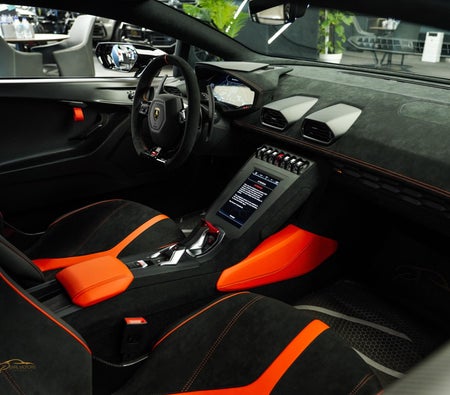 Lamborghini Huracan STO 2022 — продажа в Дубае — фото 6
