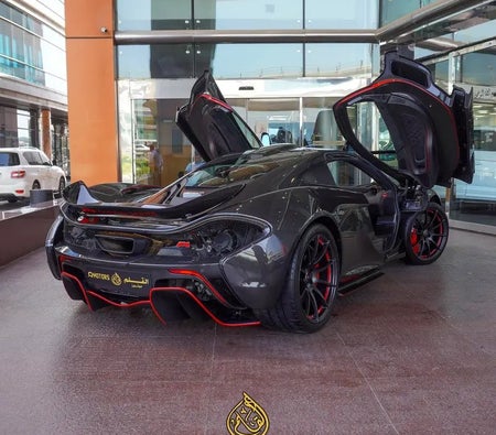 McLaren P1 2015