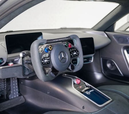 Mercedes-Benz AMG ONE 2023 — продажа в Дубае — фото 3