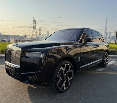 Rolls Royce Cullinan 2025