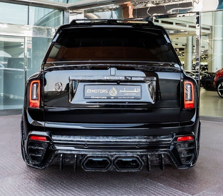 Rolls-Royce Cullinan 2025 — продажа в Дубае — фото 2