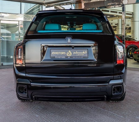 Rolls-Royce Cullinan 2026 — продажа в Дубае — фото 4