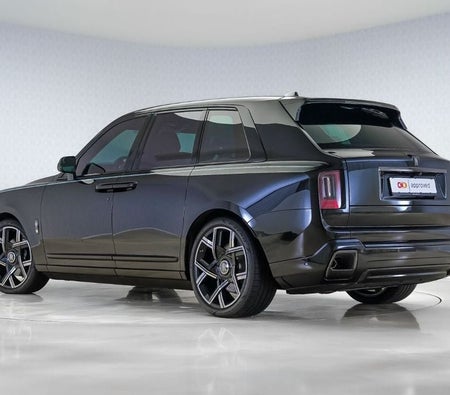 Rolls-Royce Cullinan 2026 — продажа в Дубае