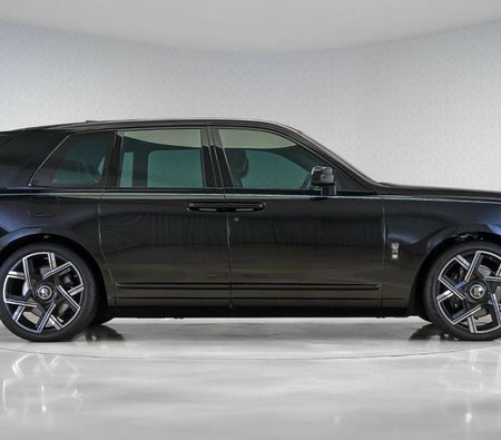 Rolls-Royce Cullinan 2026 — продажа в Дубае — фото 2