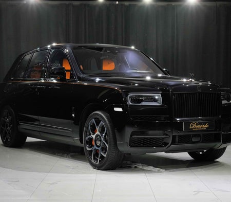 Rolls-Royce Cullinan Black Badge 2022 — продажа в Дубае