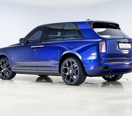 Rolls Royce Cullinan Black Badge 2023