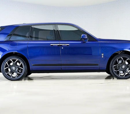 Rolls Royce Cullinan Black Badge 2023