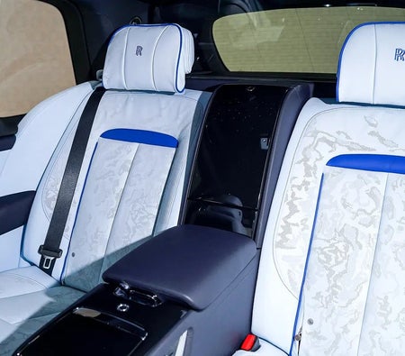 Rolls-Royce Cullinan Black Badge 2023 — продажа в Дубае — фото 7