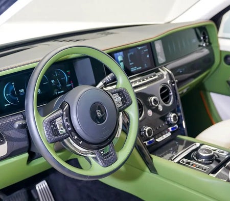 2025 Rolls-Royce Cullinan Black Badge for sale in Dubai — photo 4