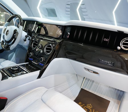 Rolls-Royce Cullinan Mansory 2025 — продажа в Дубае — фото 6