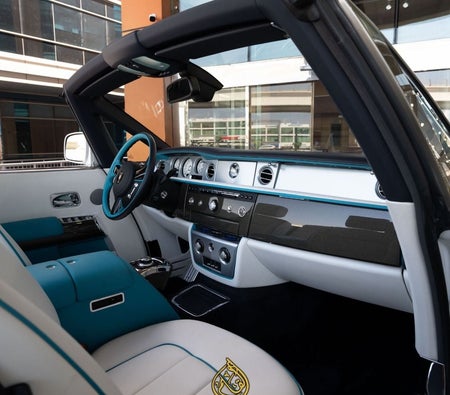 Rolls-Royce Phantom 2017 — продажа в Дубае — фото 3